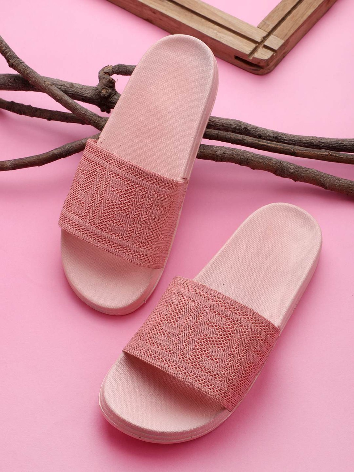 Pampy Angel Women's Pink Casual Sandals