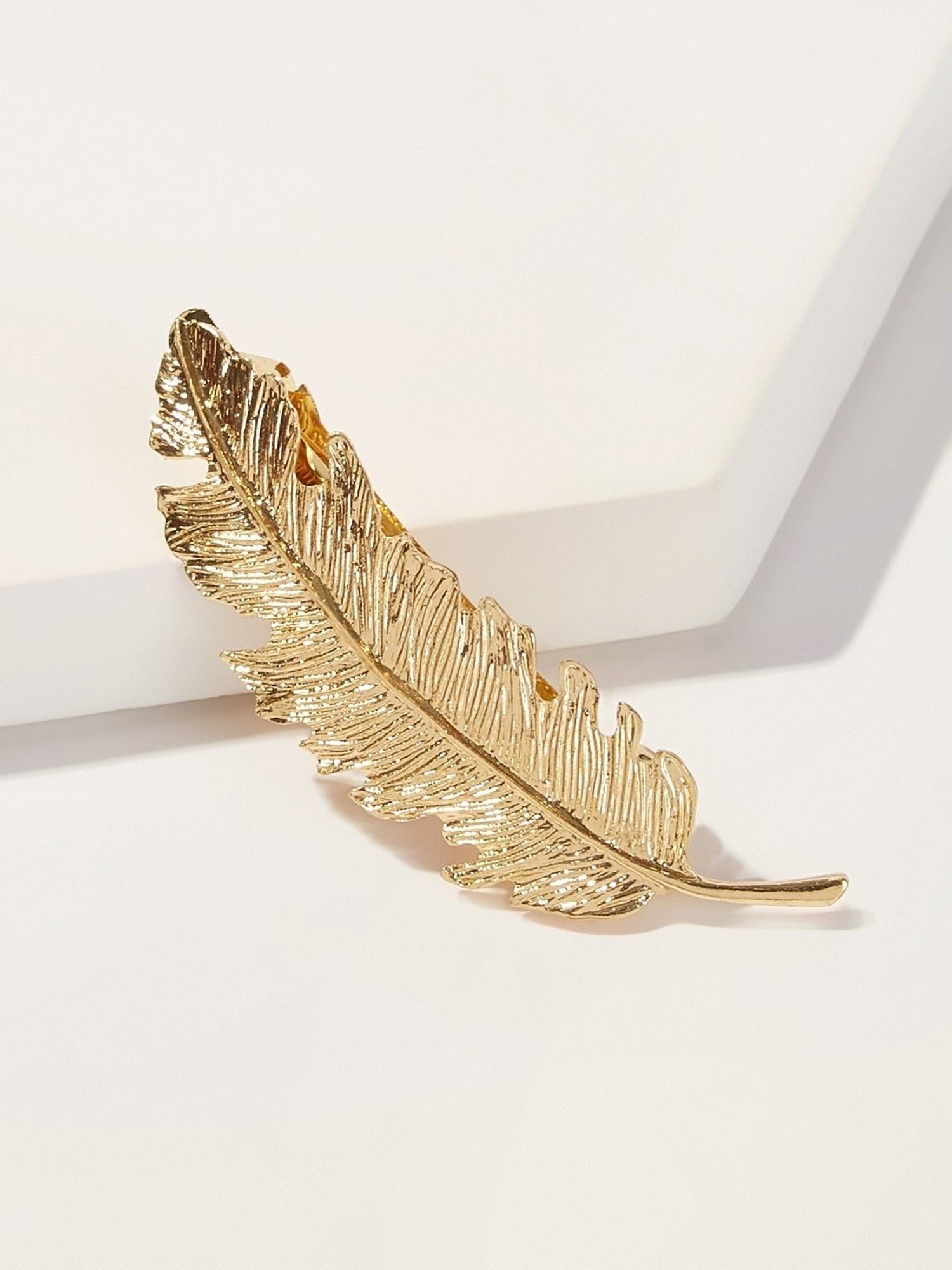 OOMPH Gold Tone Large Leaf Motif Fashion Hair Clip