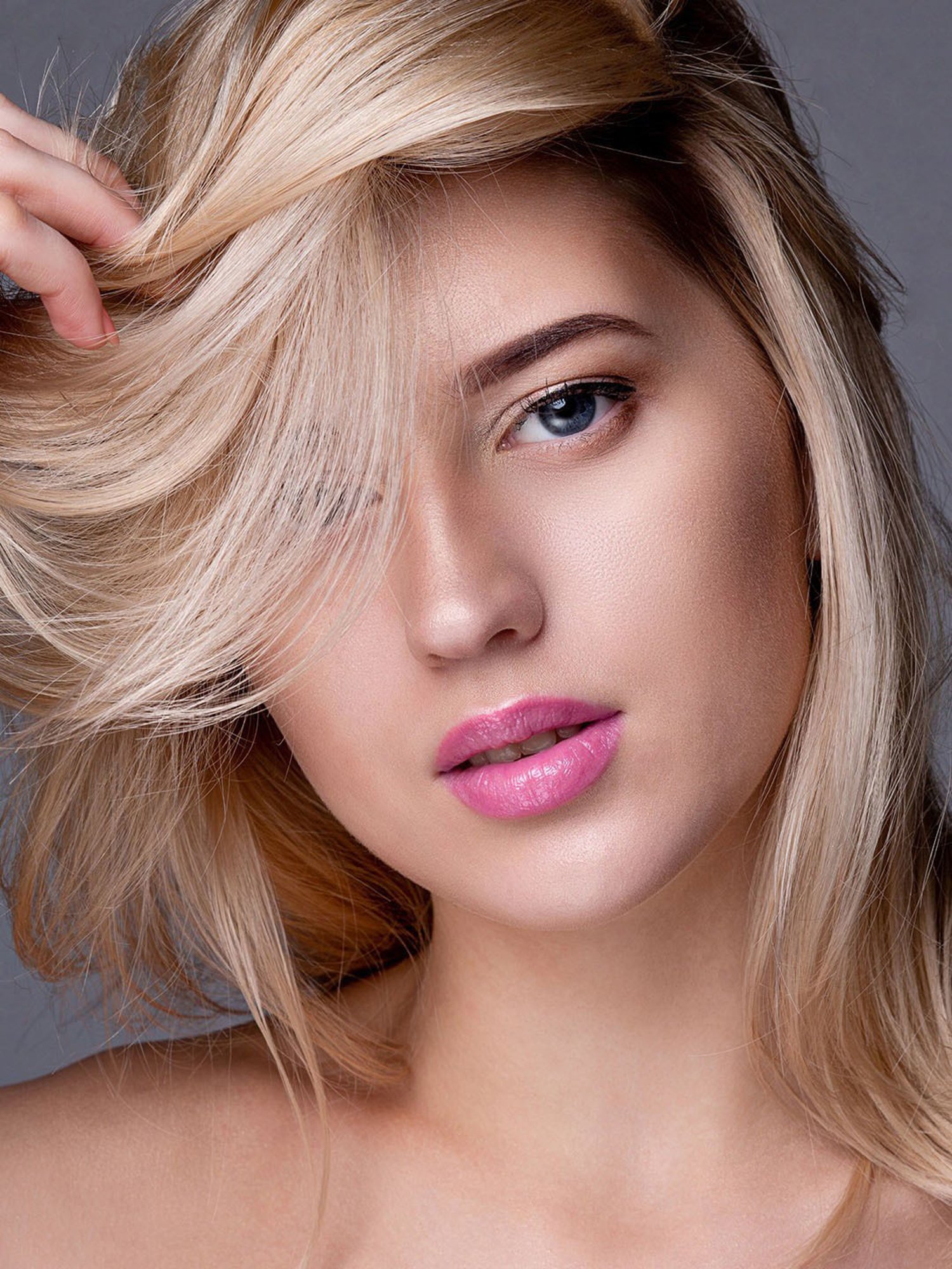 L.A.Girl Pretty & Plump Lipstick Cupid's Bow - 3.2 gm