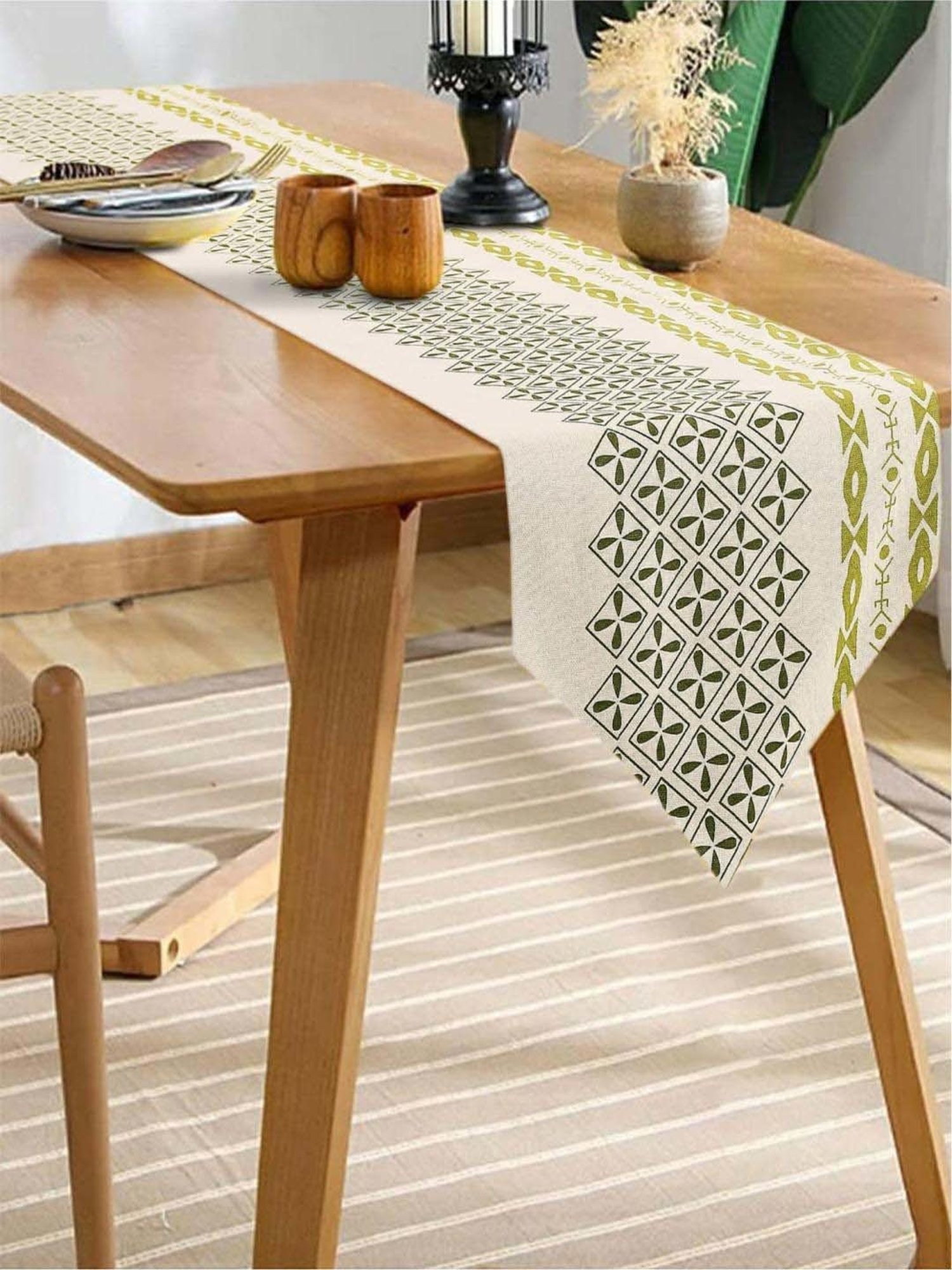 Romee Pink Polyester Ethnic Runners