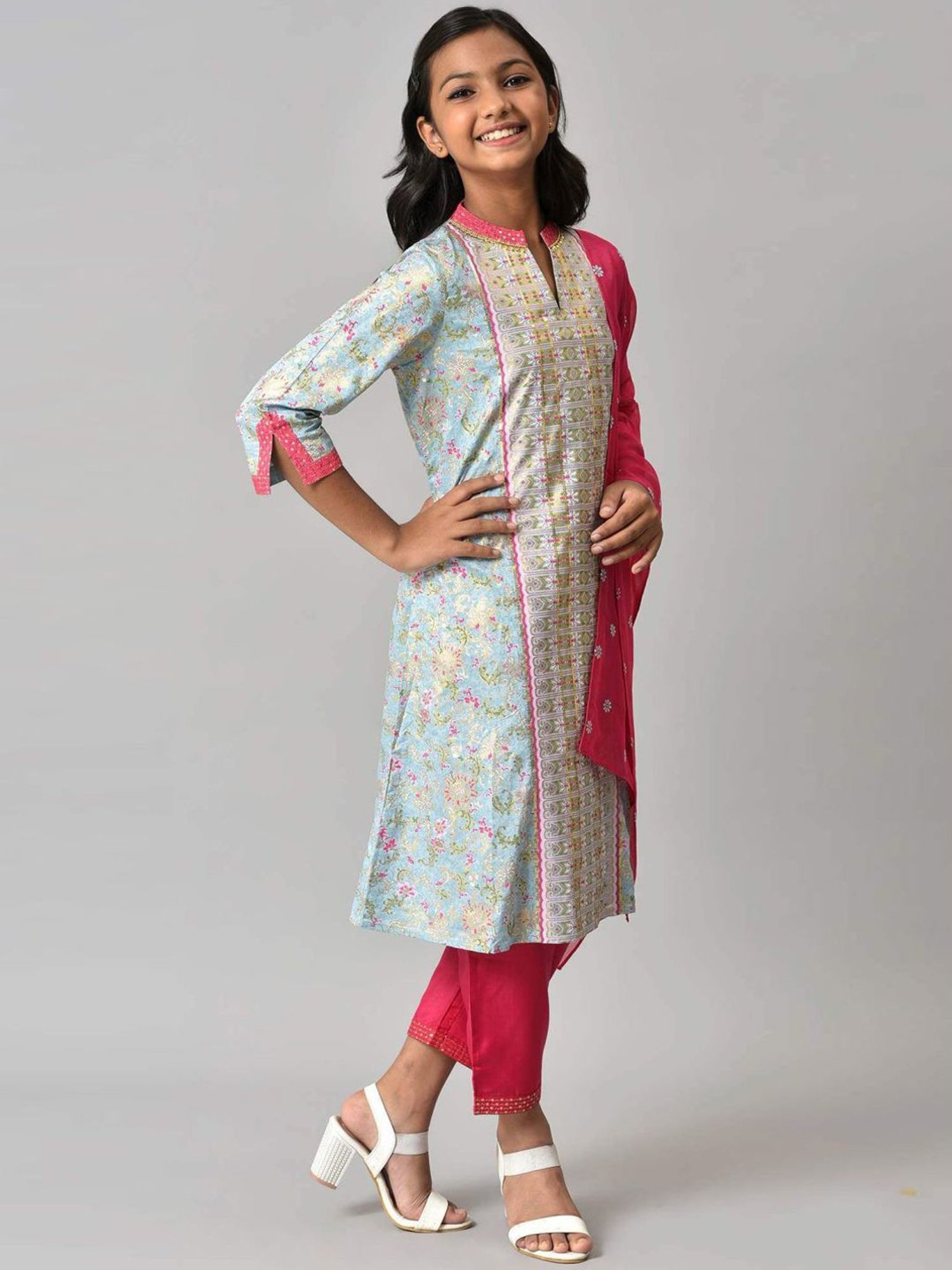 Aurelia Kids Blue & Red Embroidered Kurta Set