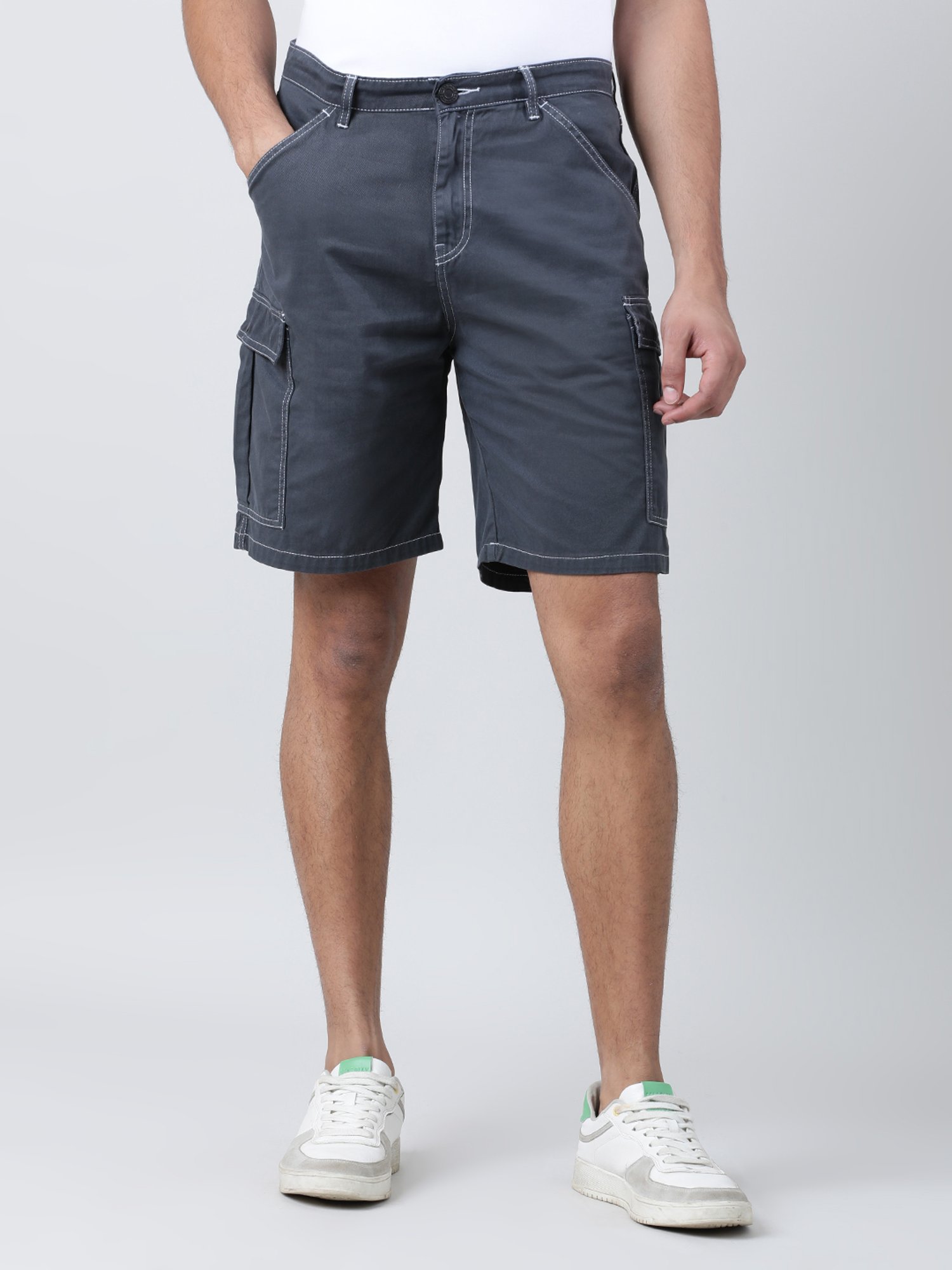 Bene Kleed Dark Grey Relaxed Fit Cotton Cargo Shorts