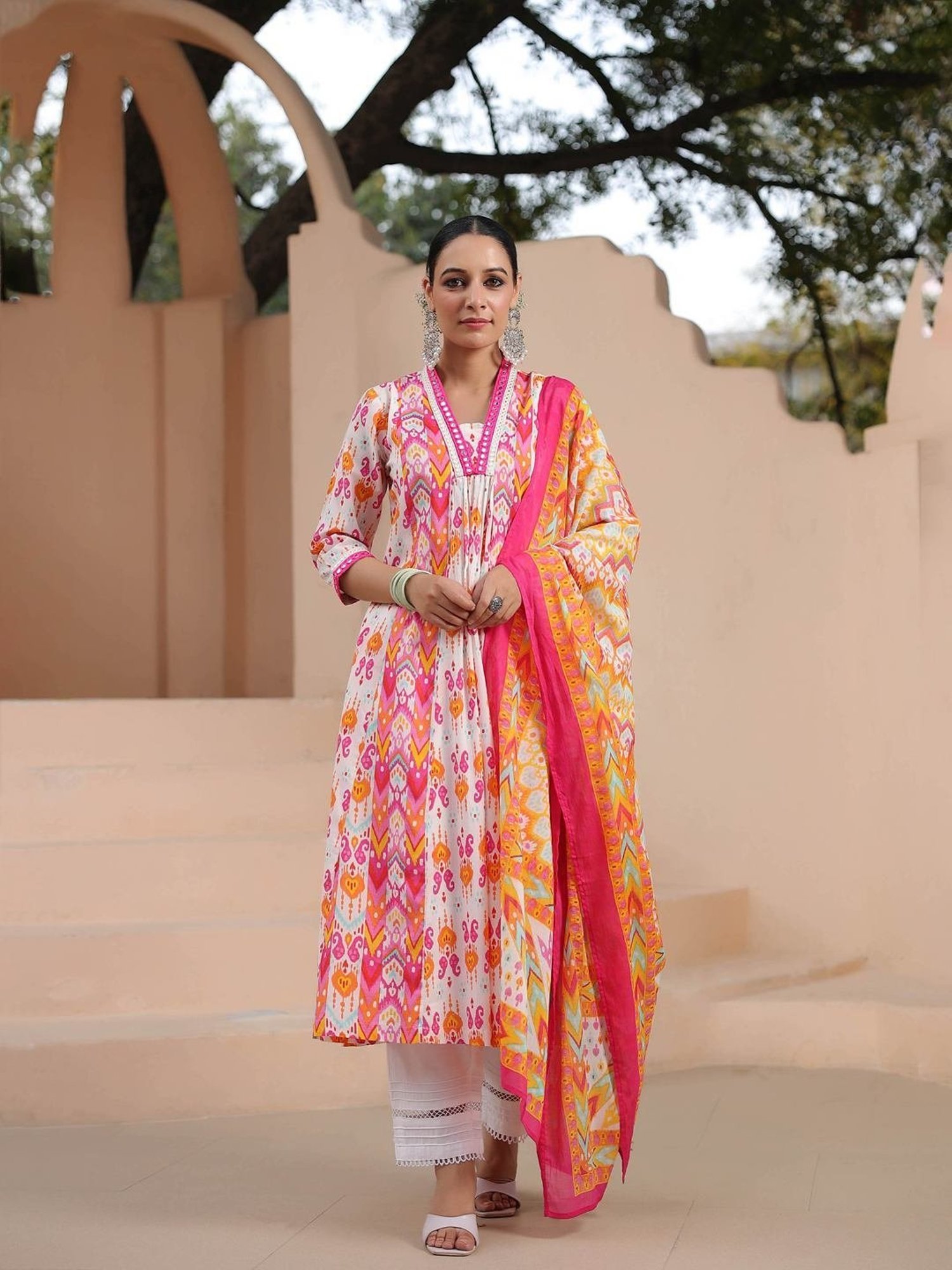 Rain and Rainbow Pink & White Cotton Printed Kurta & Pant Set With Dupatta