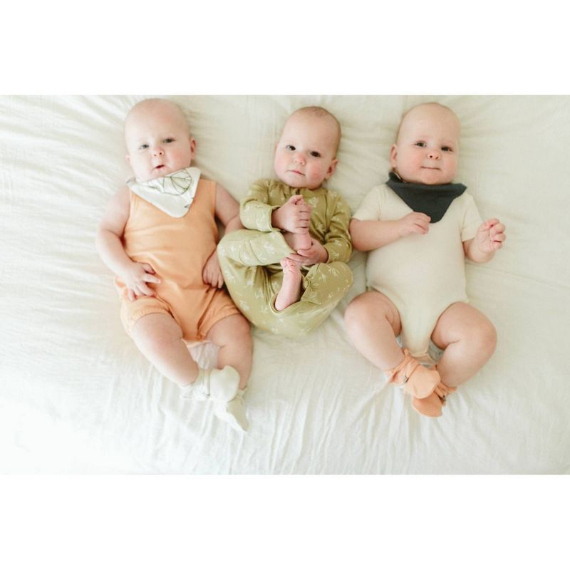 Goumi Baby 2pk Organic Cotton Abstract Floral Reversible Bandana Bib - Pink/White