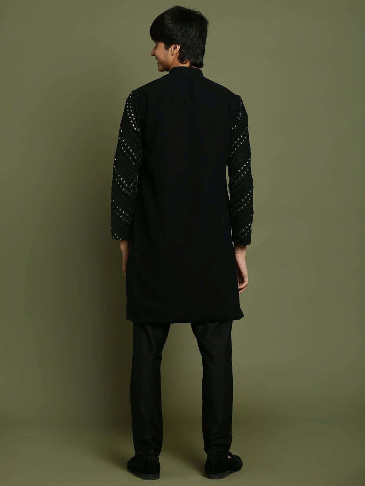 VASTRAMAY Boys Black Embroidery Full Sleeves Kurta Sets