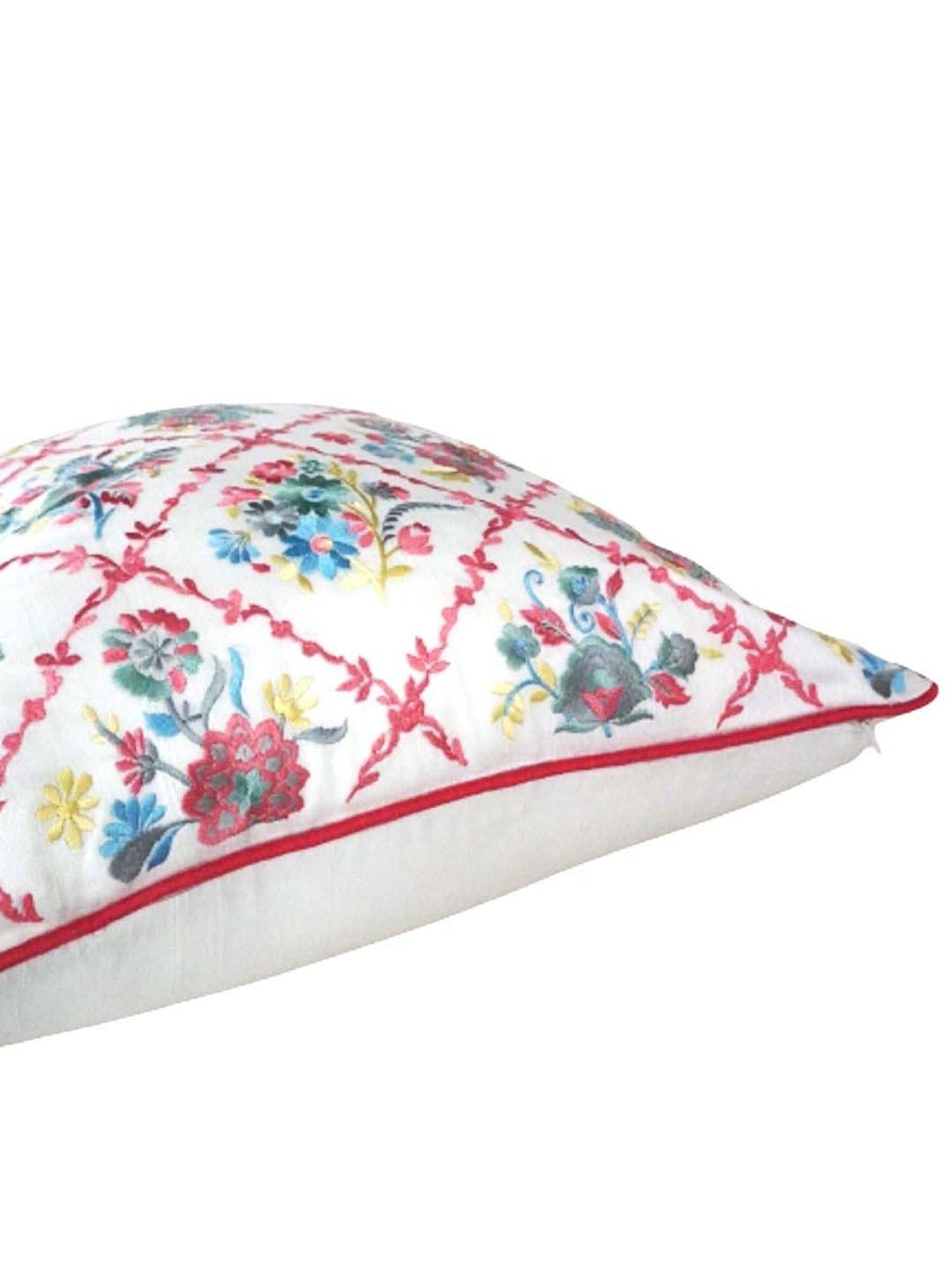 TARA Sparkling Homes Victoria Beige Cotton Cushion Cover - Set of 2