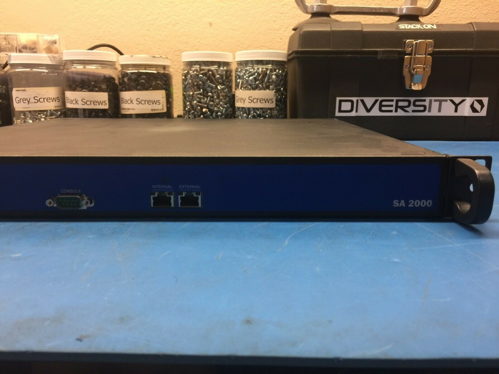 Juniper SA2000 Secure Access 2000 SSL VPN Appliance