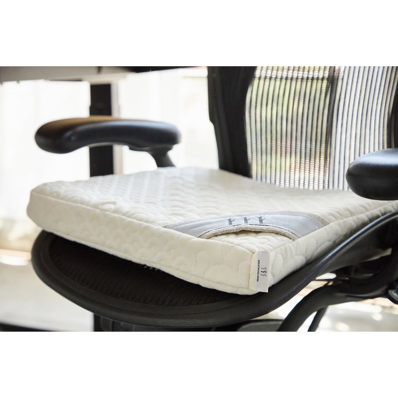 Emma and Oliver Black Fabric Chiavari Chair Storage Cover