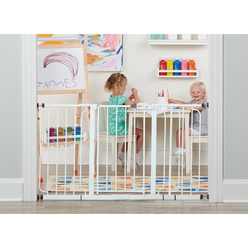Regalo Extra Wide Widespan Baby Gate