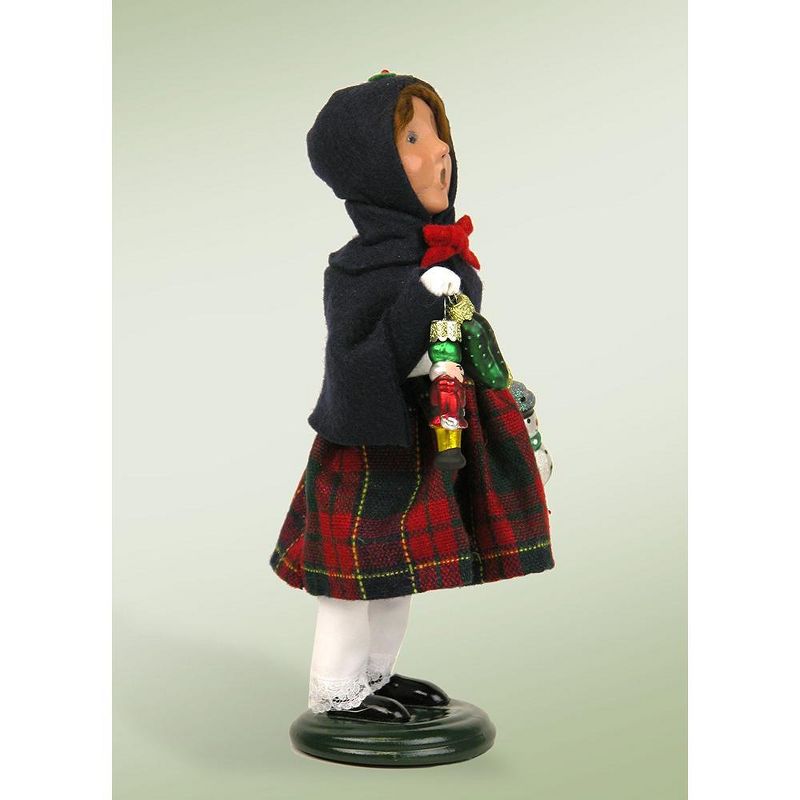 Byers Choice 9.5" Festive Seasons Market Family Girl Selling Glass Ornaments Christmas Figure