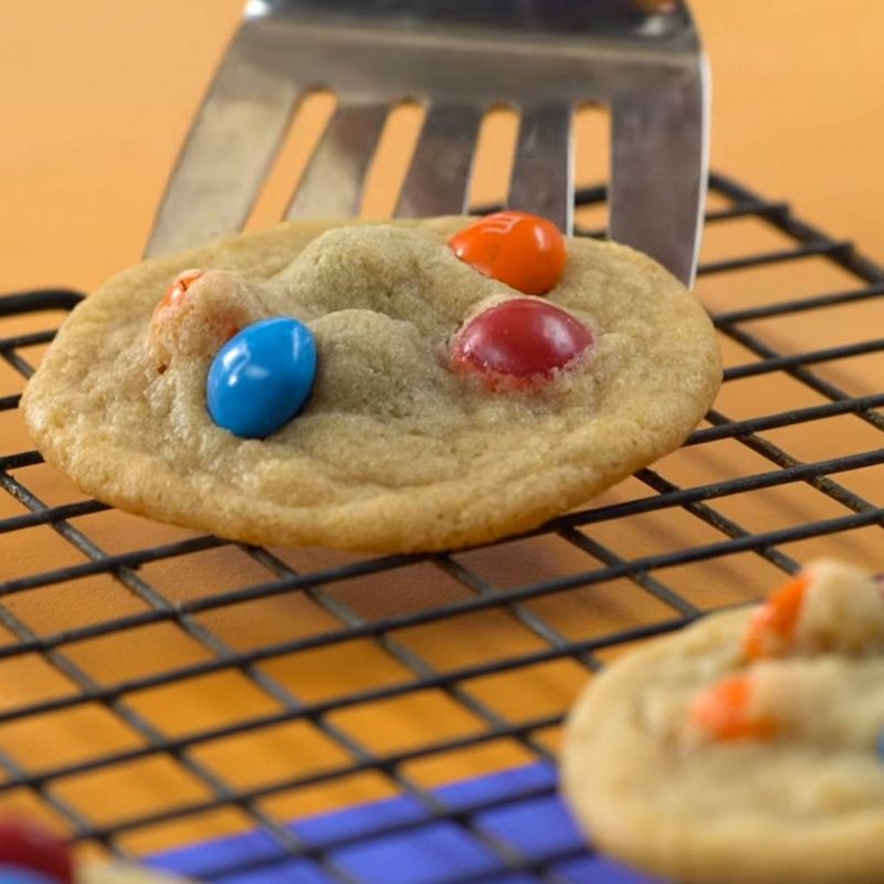 Hu Simple Dark Chocolate 70% Cacao - 2.1oz