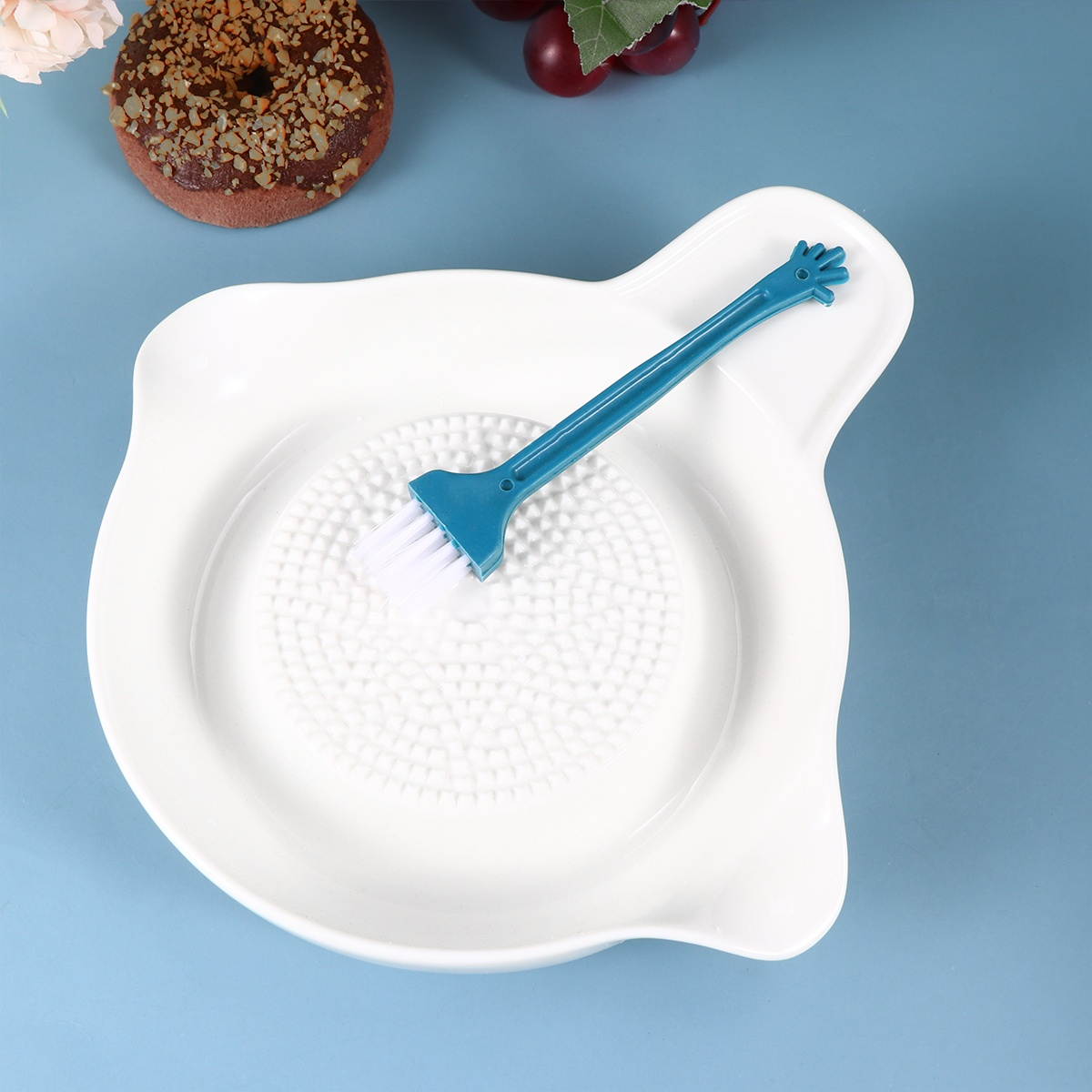 the cimple co  125' feet white : solid copper center conductor, made in the usa : rg6 coaxial cable with connectors, f81 / rf, digital coax for audio/video, cabletv, antenna, internet, satellite