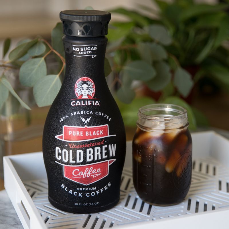 Califia Farms Pure Black Unsweetened Medium Roast Cold Brew Coffee - 48 fl oz