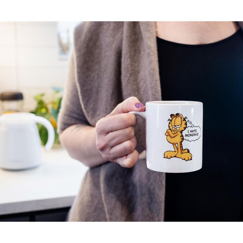 Surreal Entertainment Garfield "I Hate Mondays" Ceramic Mug Exclusive | Holds 11 Ounces