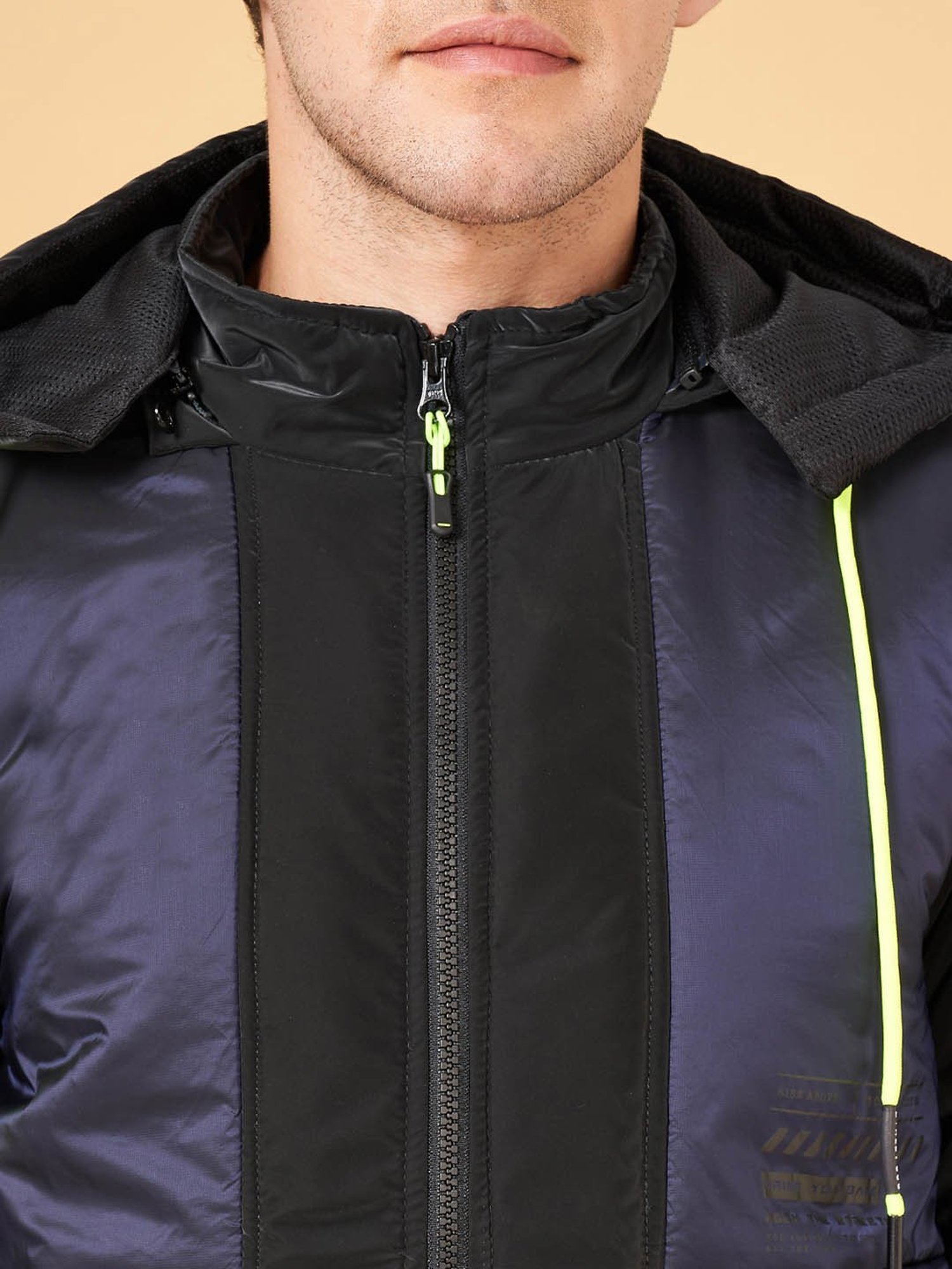 Street 808 by Pantaloons Black Regular Fit Colour Block Hooded Jacket