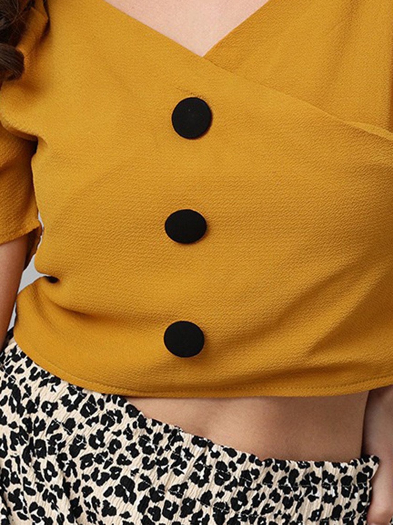 KASSUALLY Mustard Relaxed Fit Crop Top