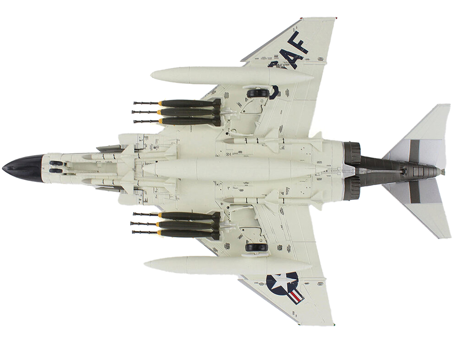 McDonnell Douglas F-4B Phantom II Fighter-Bomber Aircraft "VF-143 Pukin Dogs USS Constellation" (1967) United States Navy "Air Power Series" 1/72 Diecast Model by Hobby Master