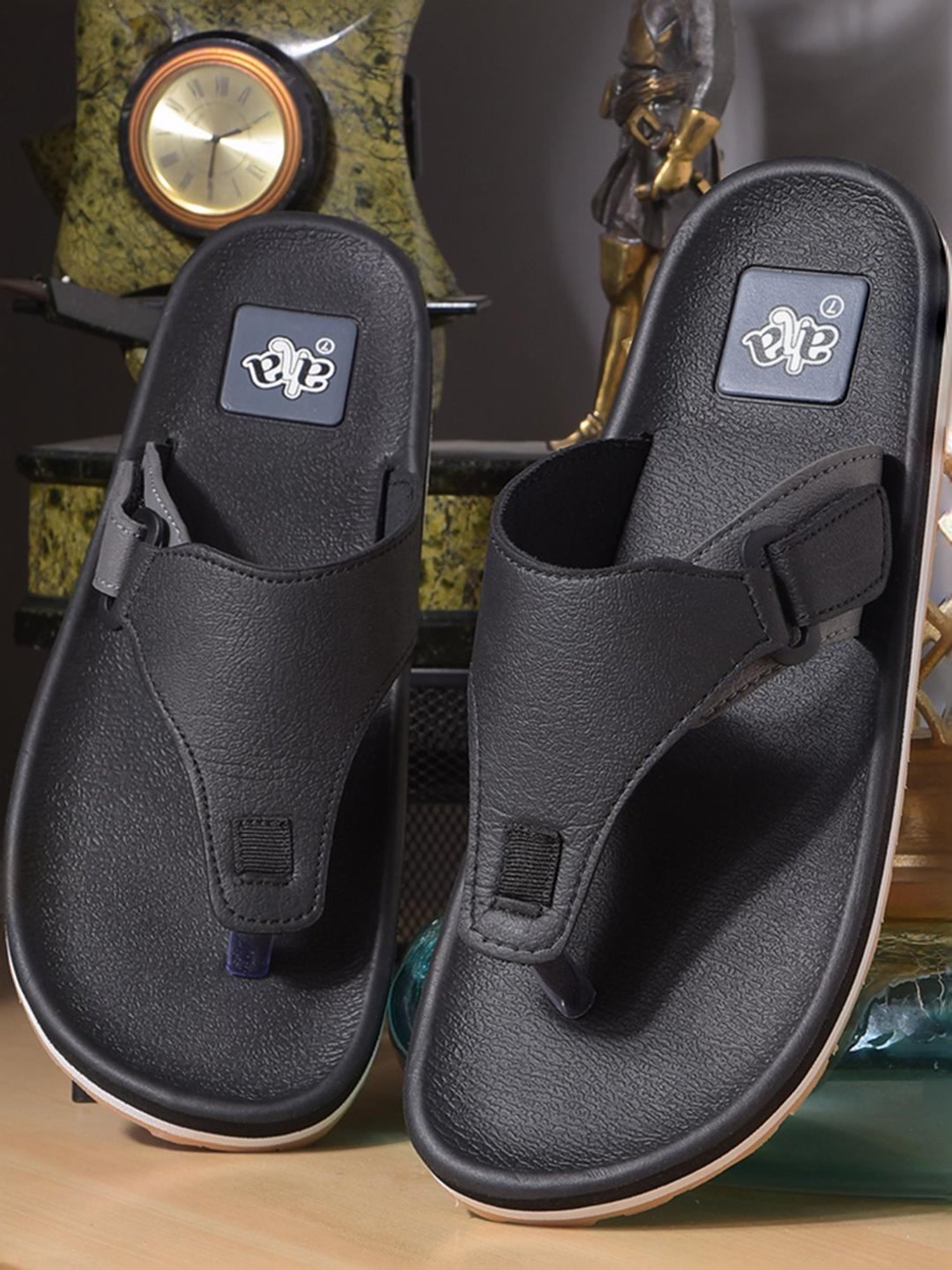 Aha by Liberty Men's Black Thong Sandals