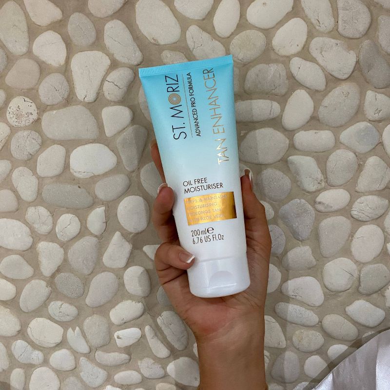 St. Moriz Advanced Pro Moisturizing Tan Enhancer - 6.76 fl oz