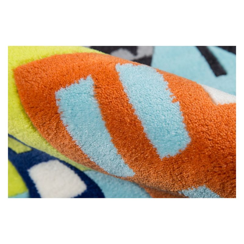 5'X5' Cow Tufted Round Area Rug Town - Momeni