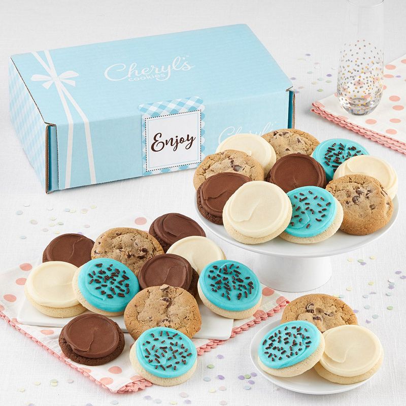 Paper Riot Co. Mother's Day 'Super Mom' Trophy