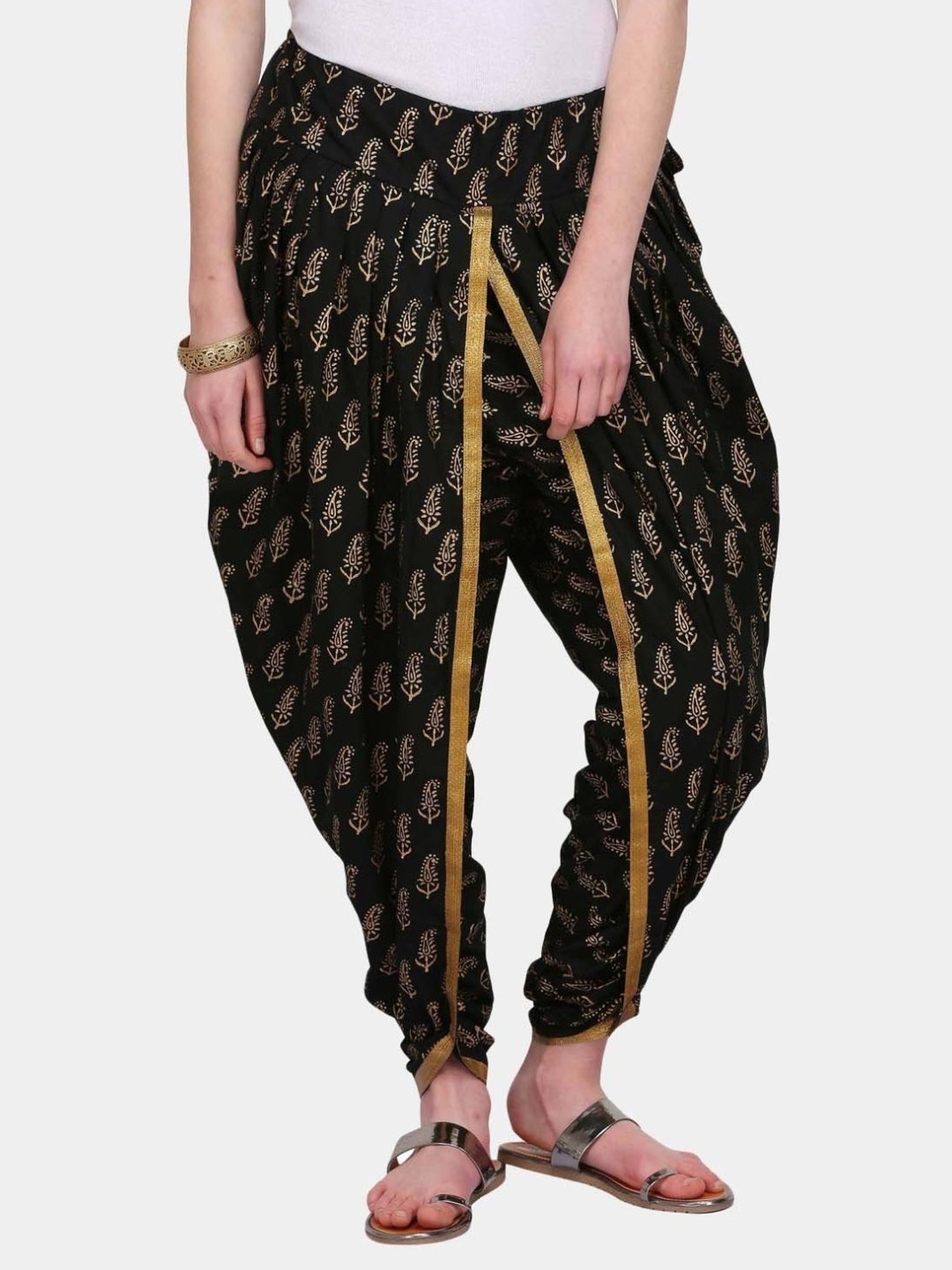 Kaanchie Nanggia Black Cotton Printed Dhoti Pants