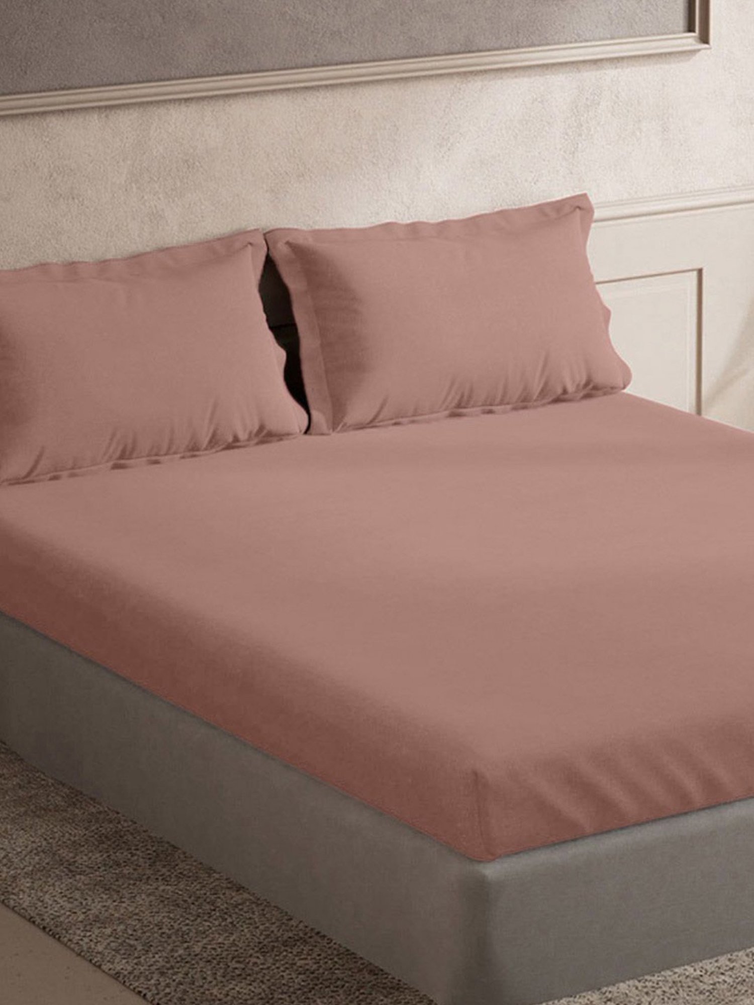 TARA Sparkling Homes Beige 300 TC Cotton King Bedsheet With 2 Pillow Covers