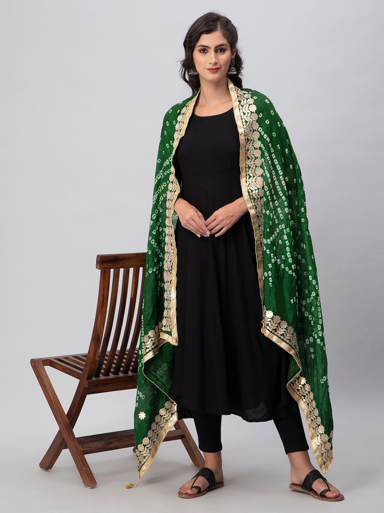 Aditi Wasan Green Printed Bandhani Dupatta