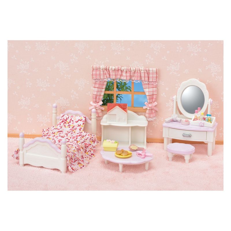 Calico Critters Bedroom and Vanity Set