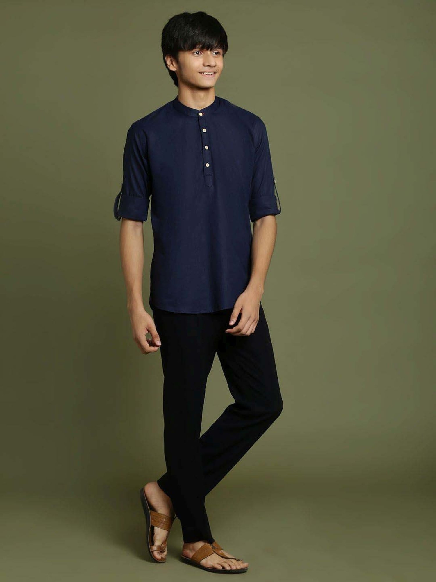 VASTRAMAY Boys Navy Solid Full Sleeves Kurta