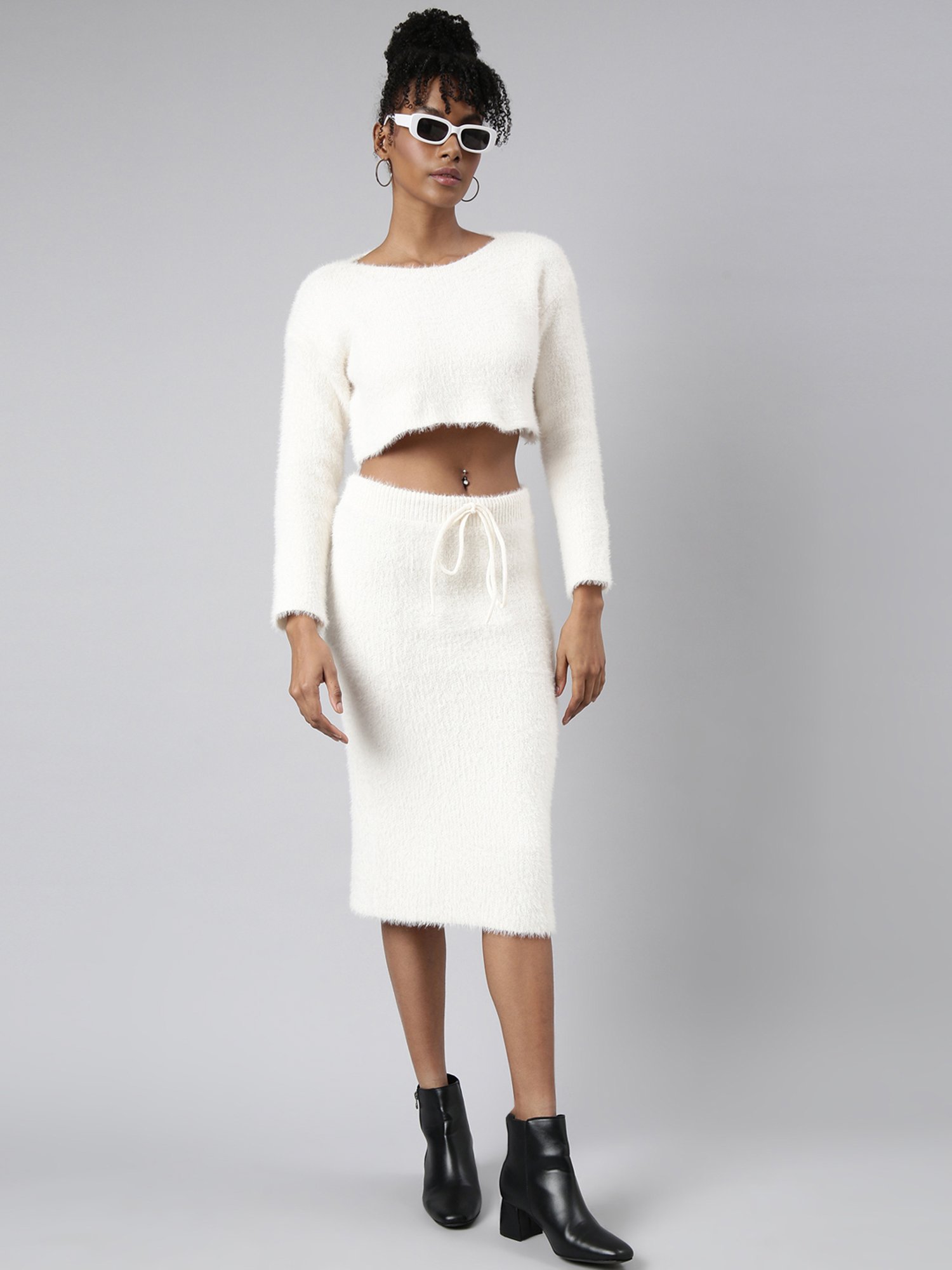 SHOWOFF Cream Acrylic Regular Fit Co-Ord Set