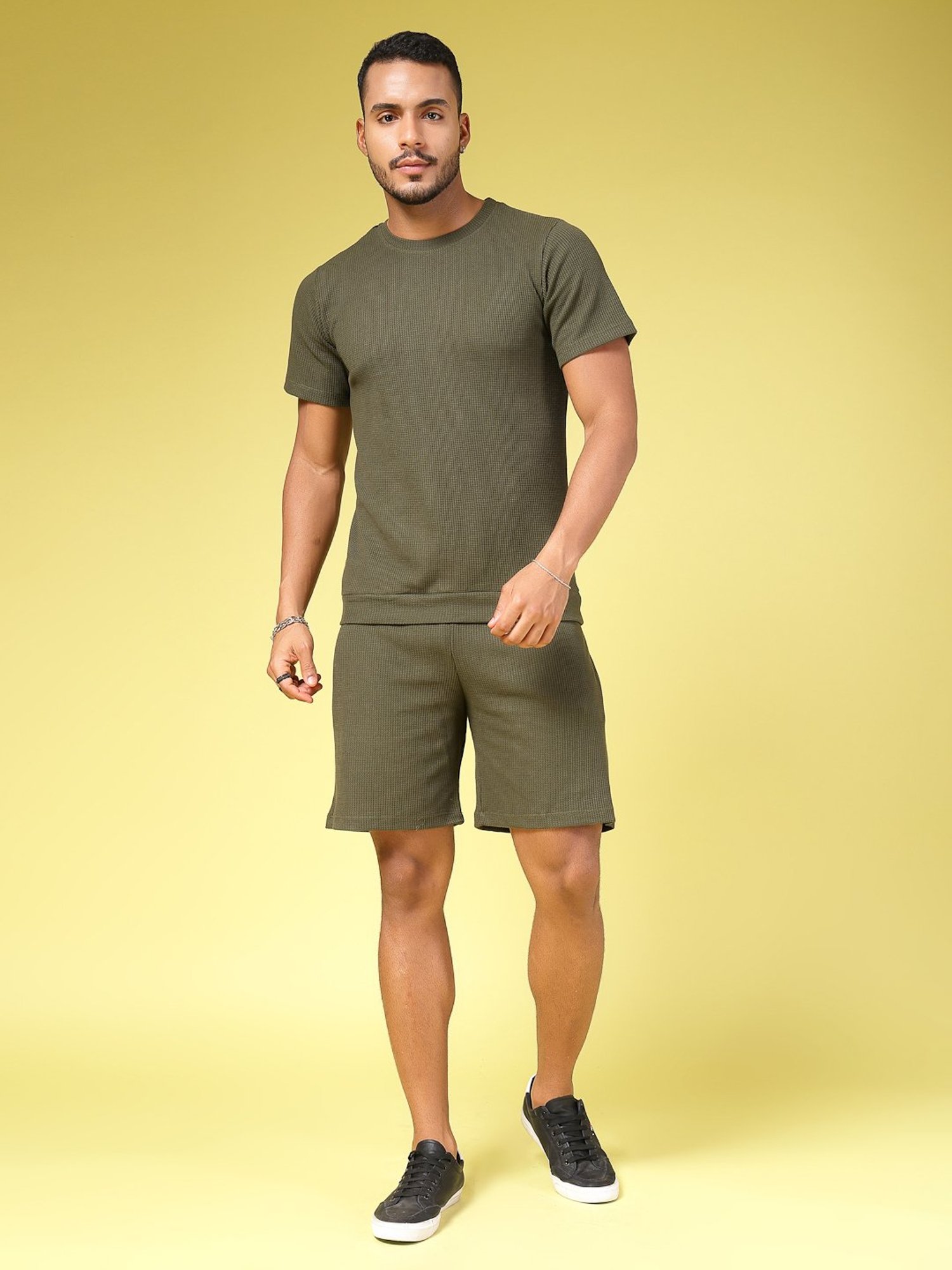 Rigo Olive Slim Fit Textured T-Shirt & Shorts Set