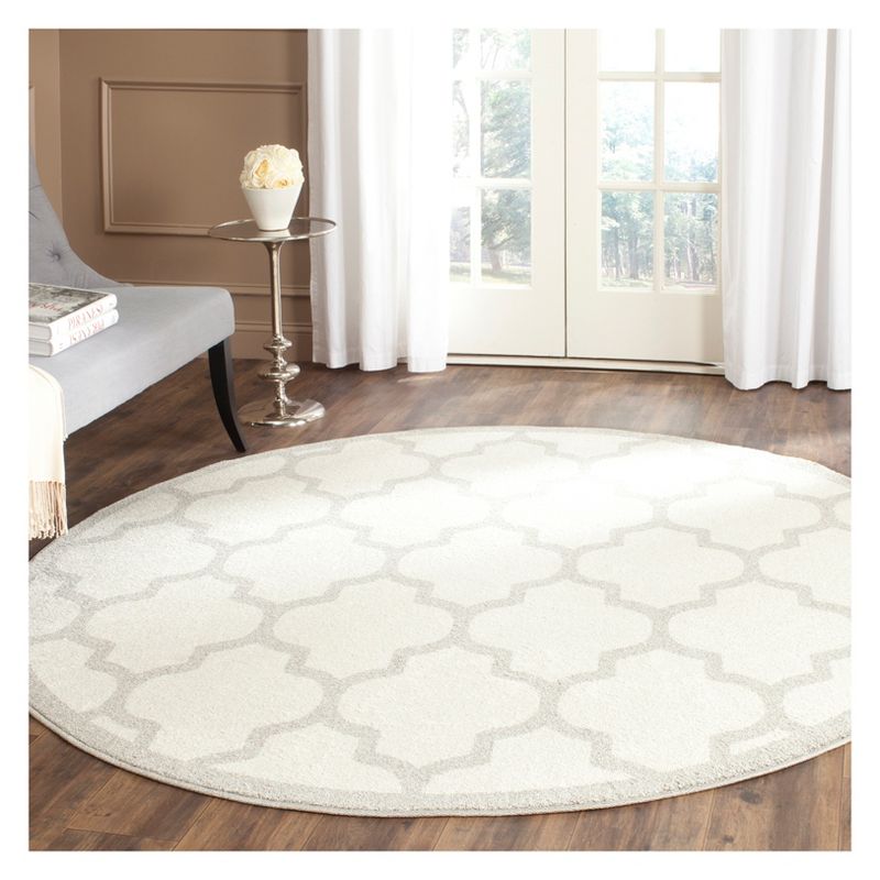 Clichy Rug 5'X5' Round - Beige/Light Gray - Safavieh