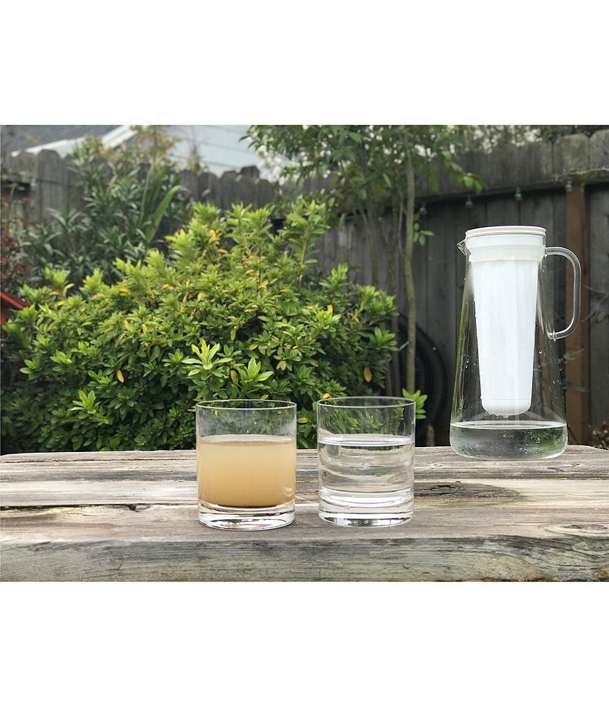 LifeStraw Home Water Filter 7-Cup Glass Pitcher