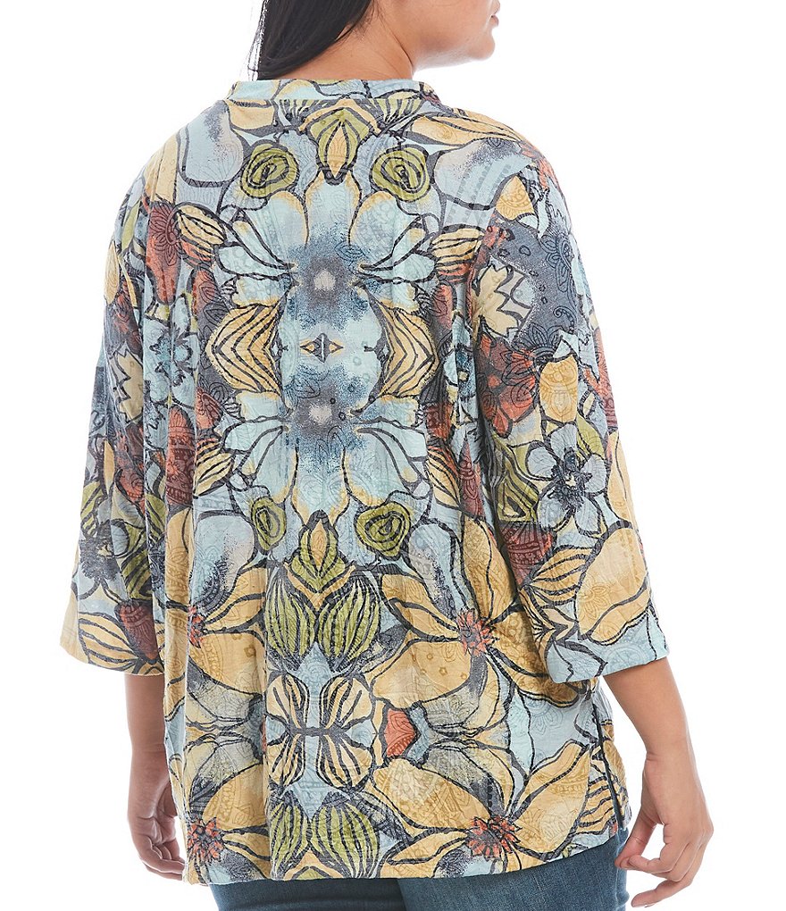 Democracy Plus Size Floral Print 3/4 Puff Sleeve V-Neck Knit Top