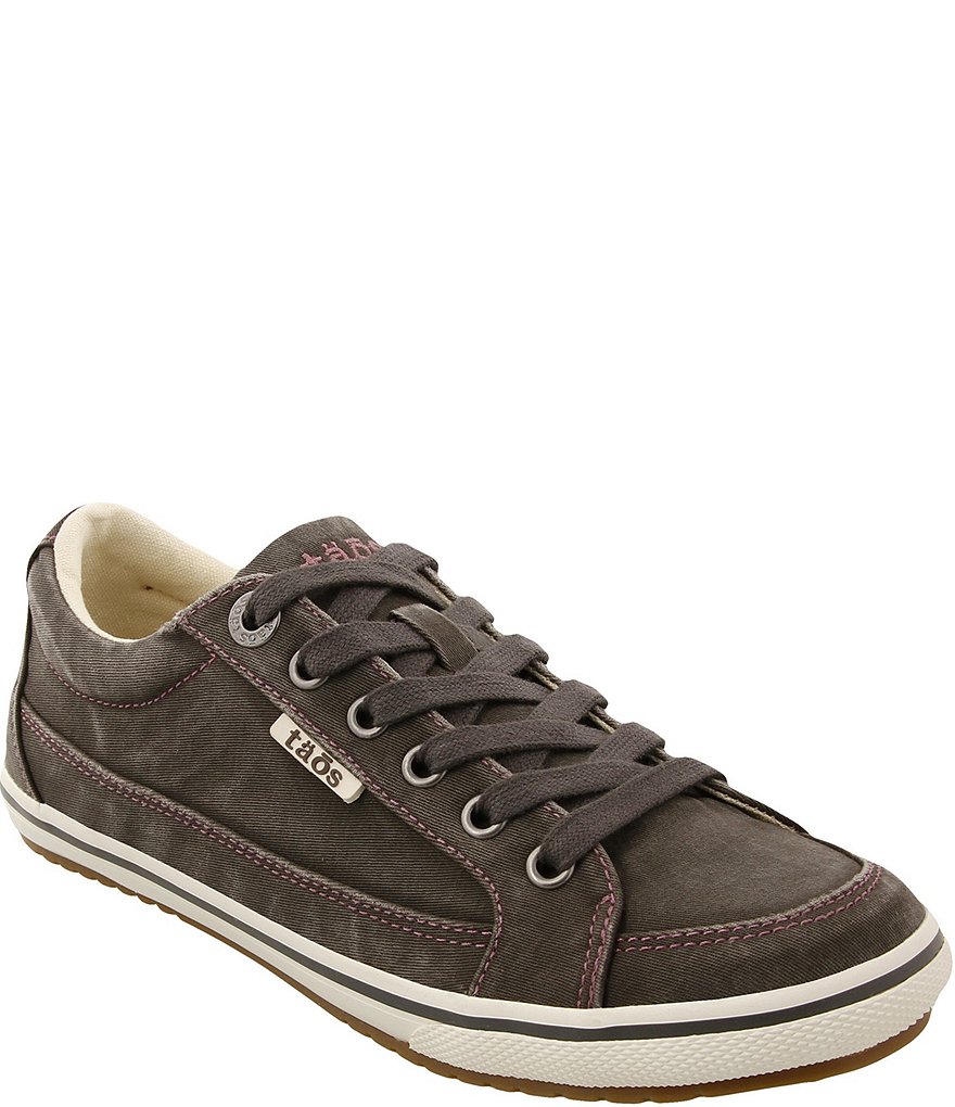 Trotters Kiera Suede Kitten Heel Pumps