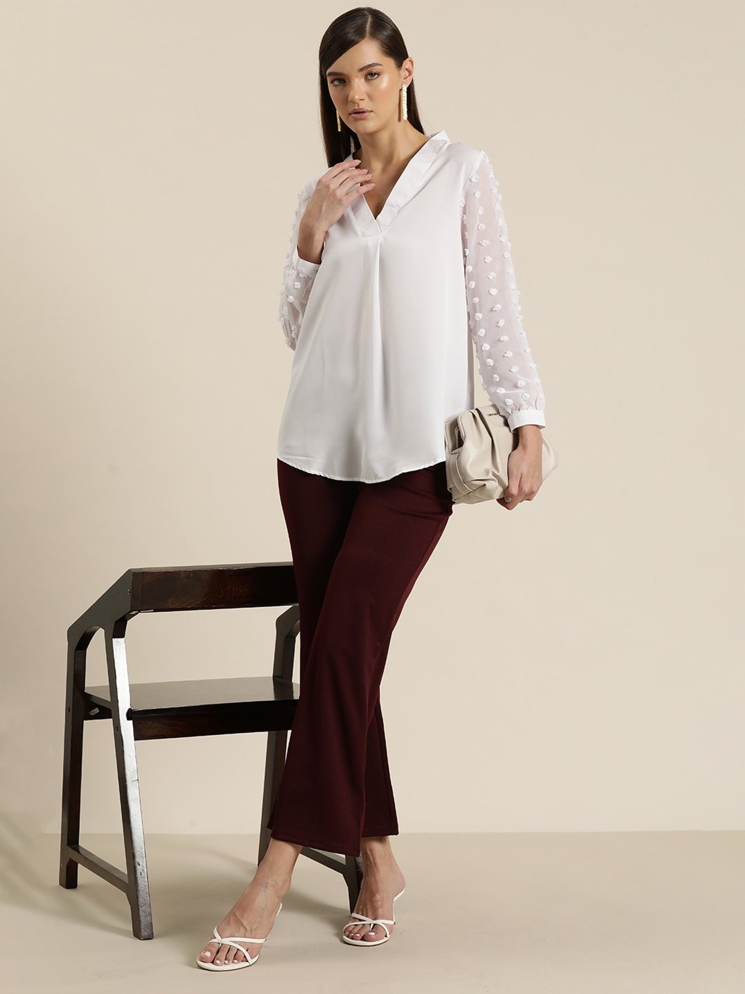 Qurvii White Top