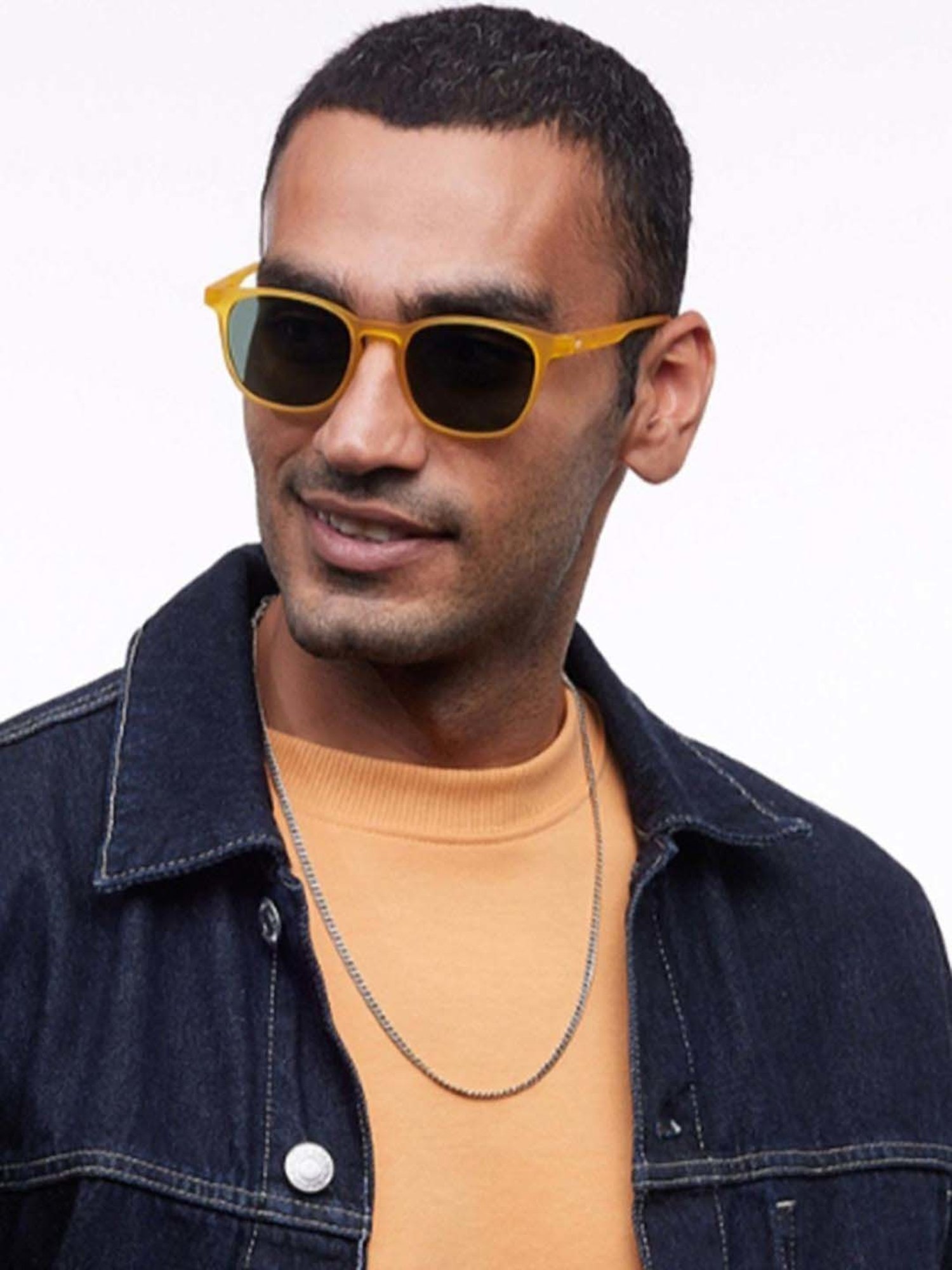 HUSTLR Green Wayfarer Polarised and UV Protected Lens Unisex Sunglasses