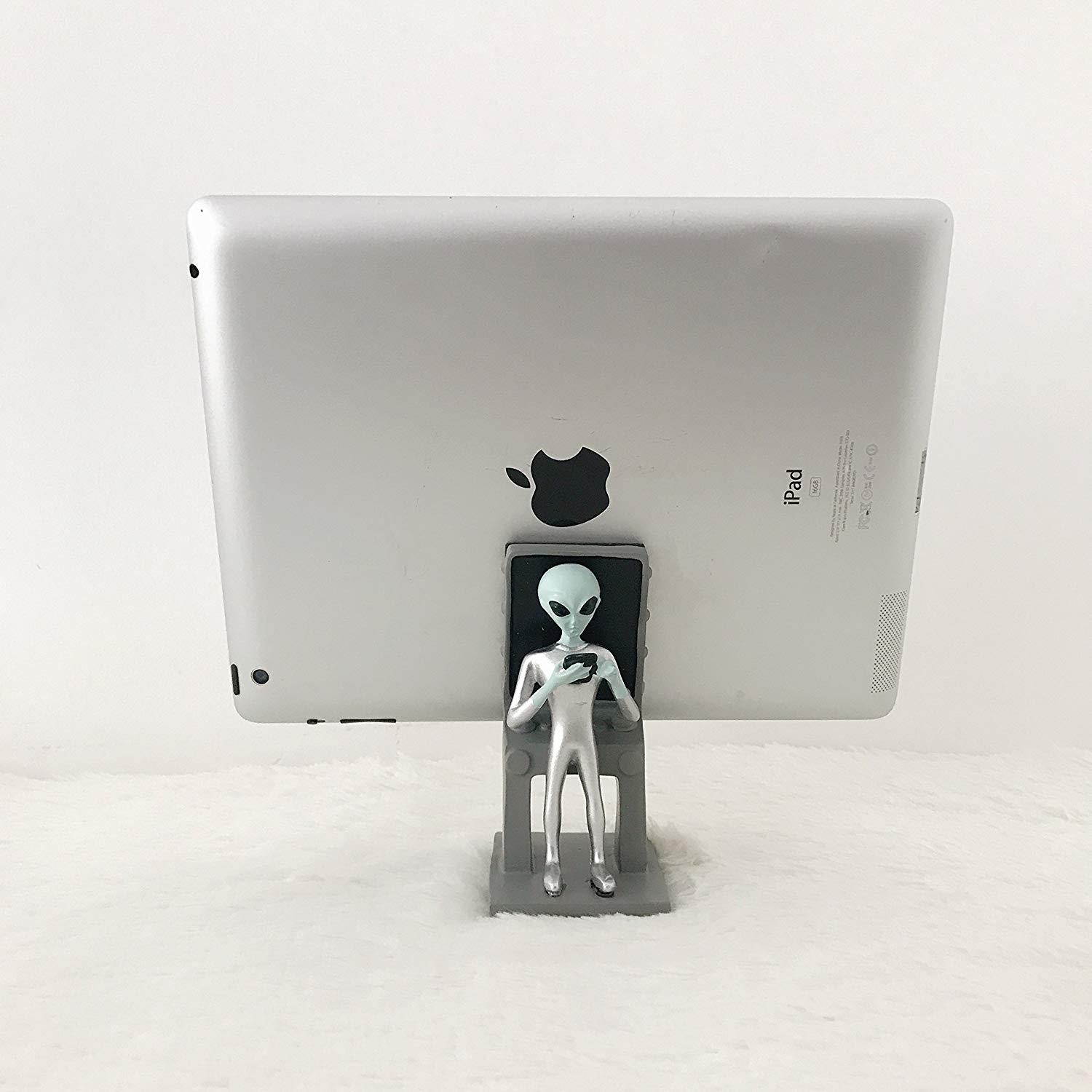 Created Cartoon Poly Resin Phone Holder Stand for Tables,E-Readers and Smartphones,Compatible with Any Size of Ipad and iPhone (ET)
