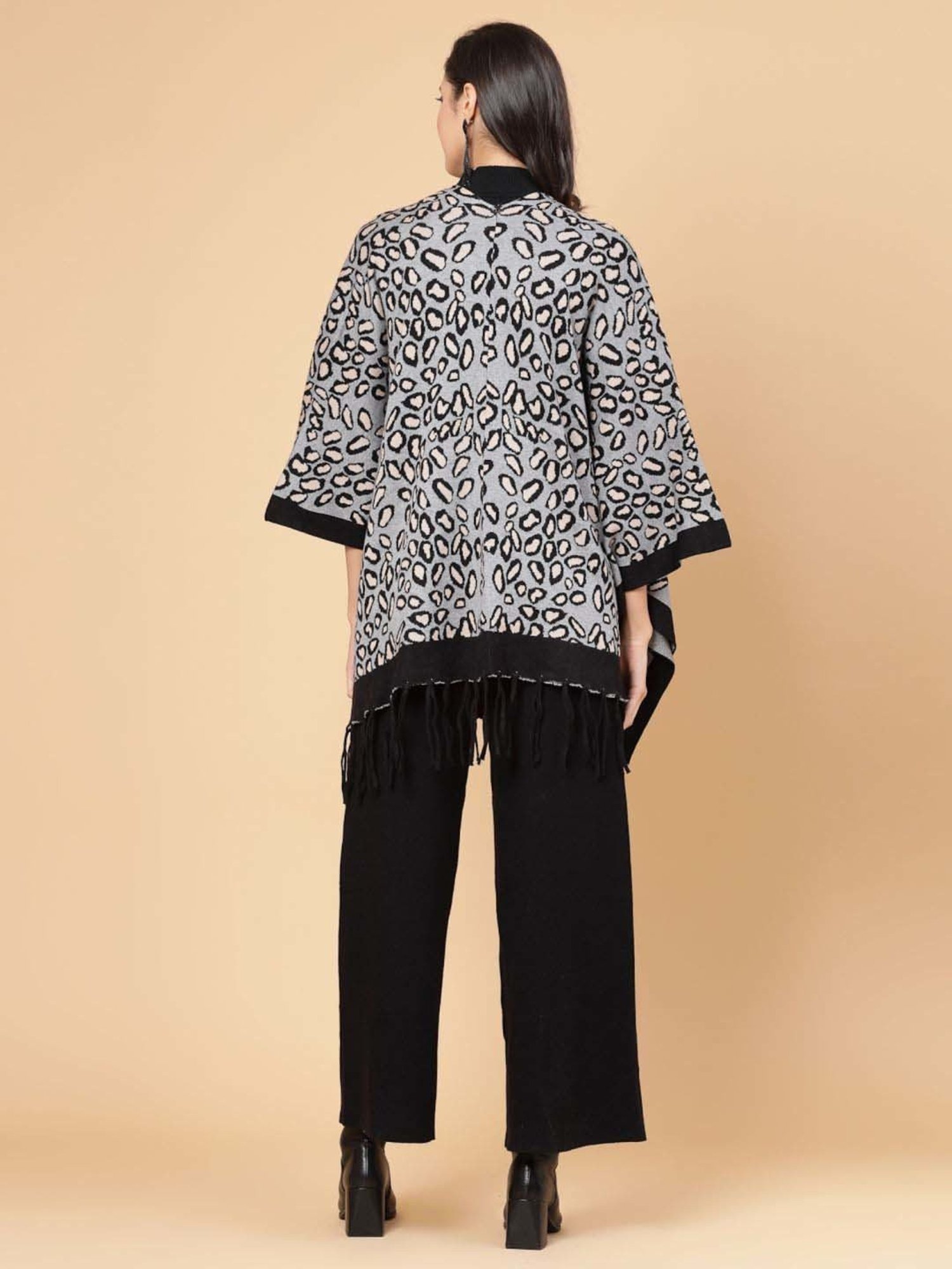 Mafadeny Grey & Black Printed Top Pants Set With Shrug