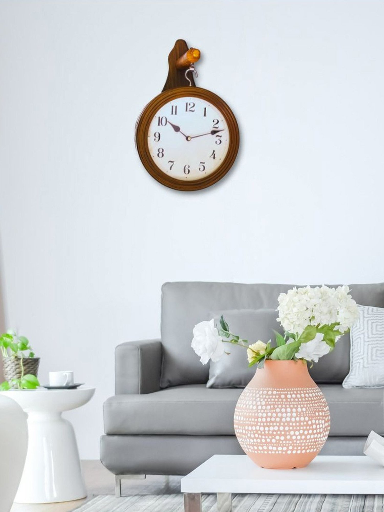 CHRONIKLE Elegant Square Tan Wood Wall Clock