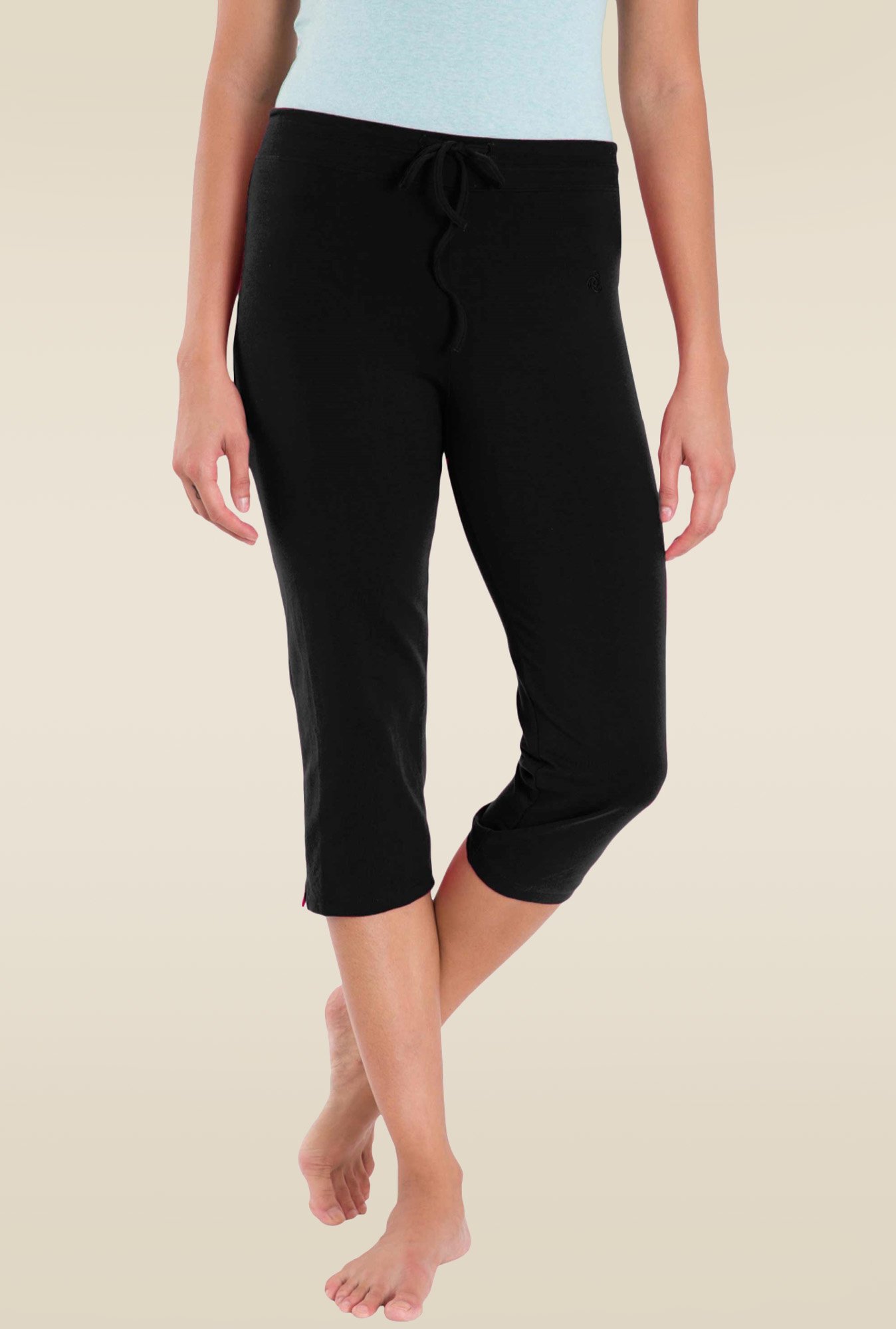 Jockey 1300 Women's Super Combed Cotton Elastane Stretch Slim Fit Printed Capri with Side Pockets