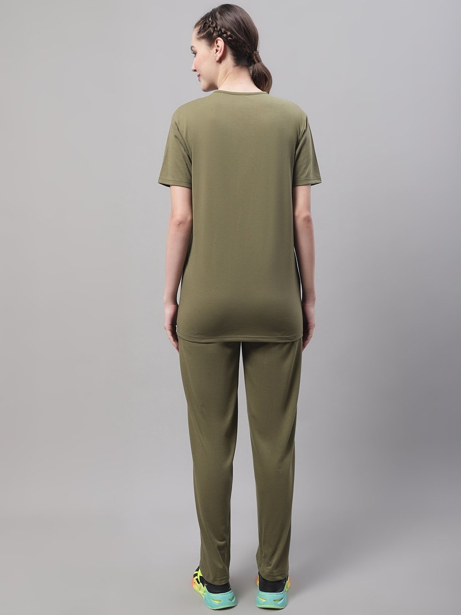 Vimal Jonney Navy & Olive T-Shirt With Track Pants - Pack of 2