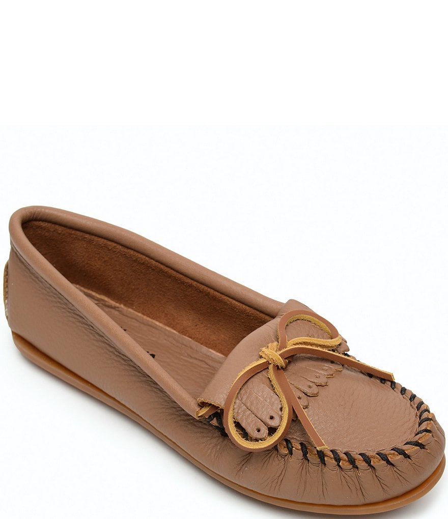 Minnetonka Deerskin Kilty Moccasins