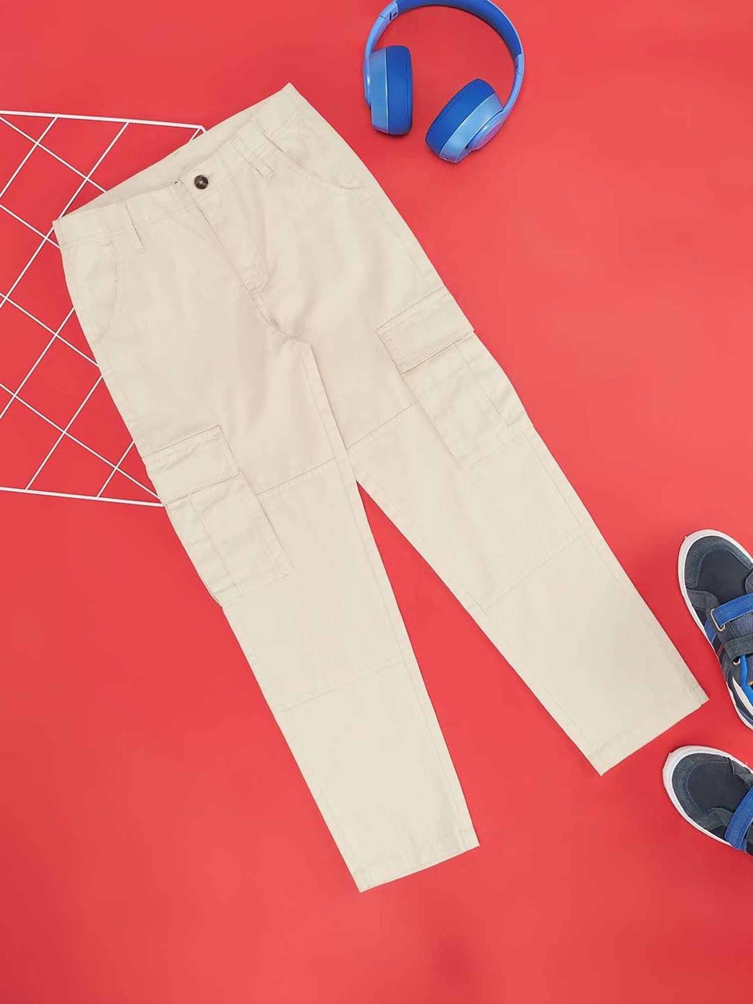 YU by Pantaloons Boys Beige Cotton Regular Fit Trousers