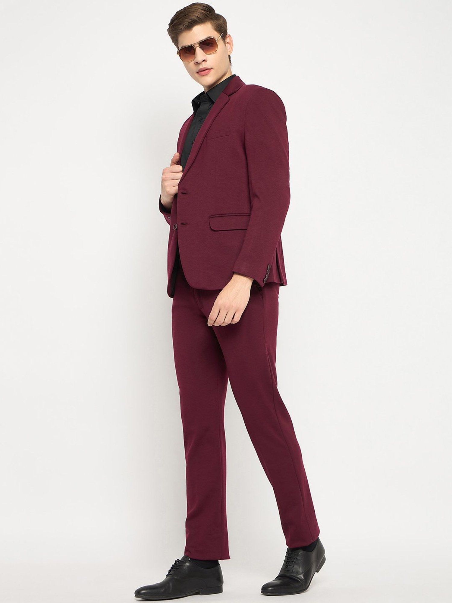 Club York Maroon Regular Fit Two Piece Suit