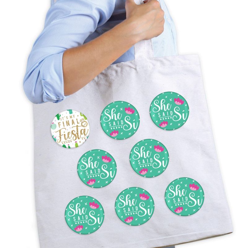 Juvale 2 Piece Set Wedding Champagne Toasting Flutes - Engraved Mr. and Mrs. Glasses