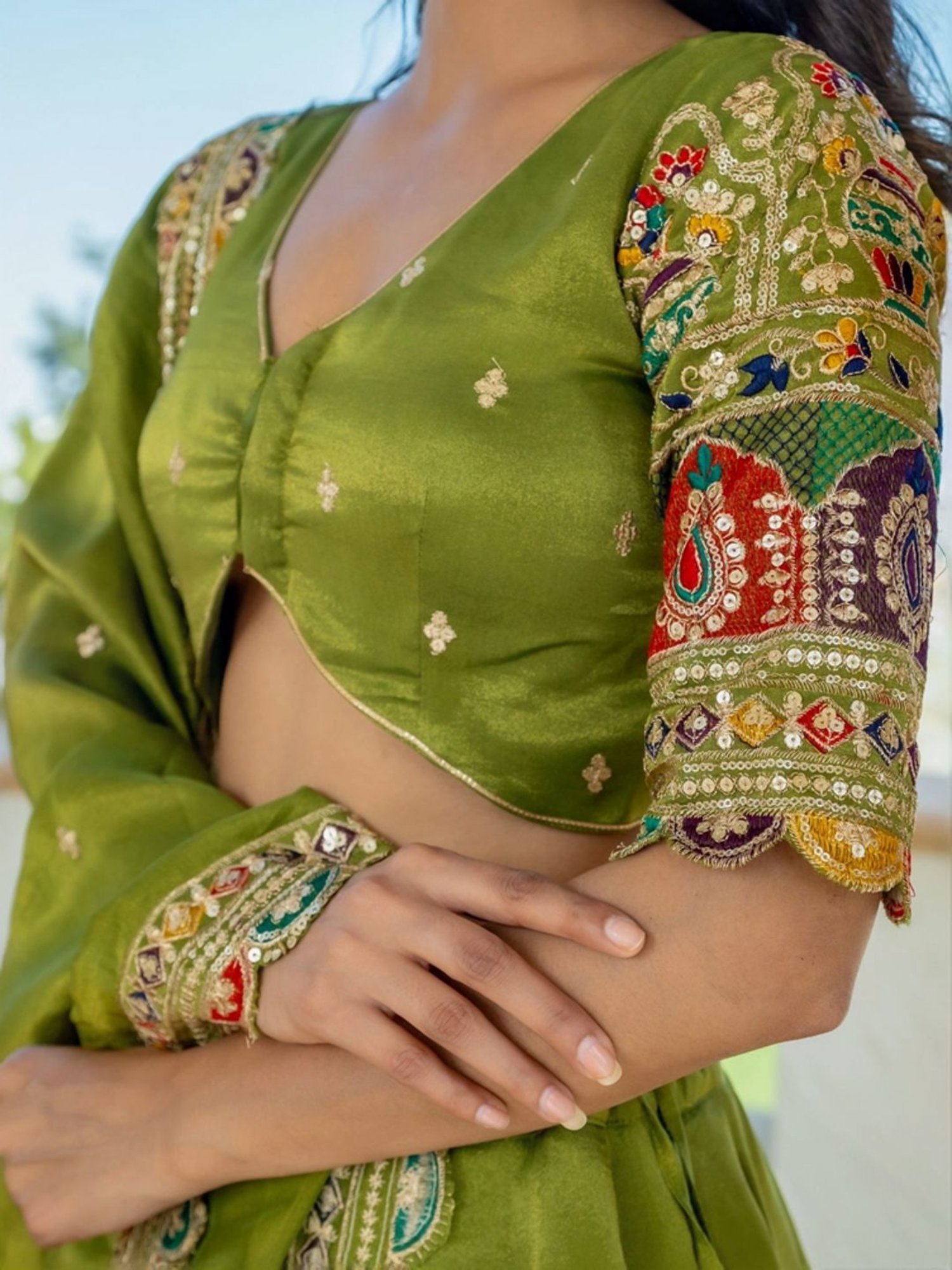 HOUSE OF JAMOTI Green Embroidered Lehenga Choli Set With Dupatta