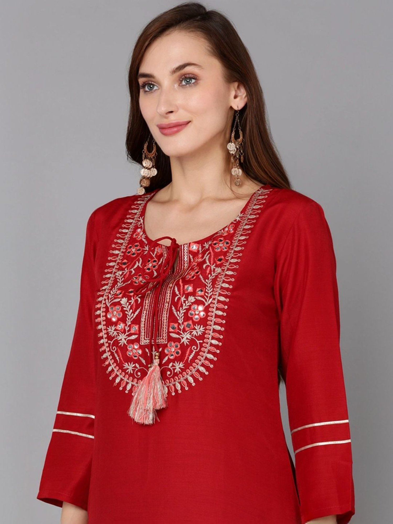 Vaamsi Red Embroidered Kurta Pant Set With Dupatta