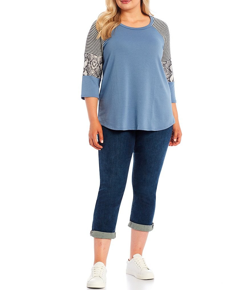 Moa Moa Plus Size Colorblock Snake Stripe Round Neck Raglan 3/4 Sleeve Top